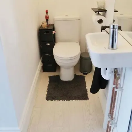 Castle Manor, 4 Bed Seaside Retreat Lejlighed *