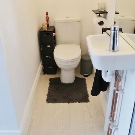 Castle Manor, 4 Bed Seaside Retreat * Scarborough