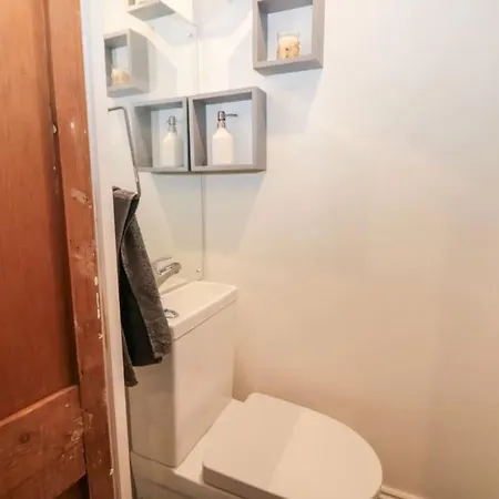 Castle Manor, 4 Bed Seaside Retreat Διαμέρισμα