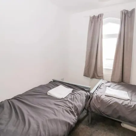 Castle Manor, 4 Bed Seaside Retreat Διαμέρισμα *